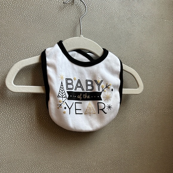 Three Holiday bibs, Christmas, NYE, Thanksgiving only used for photos - Picture 2 of 3